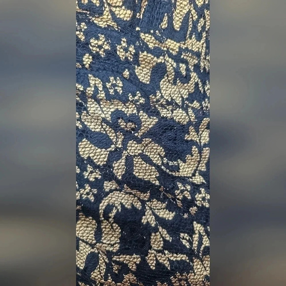 Coldwater Creek Womens Sz Small Gold Black Lace Overlay Floral Surplice Blouse - Picture 7 of 16